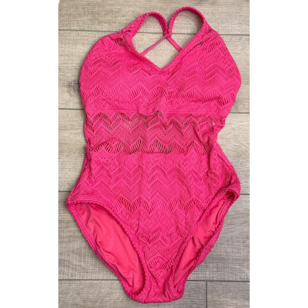 NWT SOMA CAMELLIA ROSE PINK CROCHET ONE PIECE SWIMSUIT SZ 12